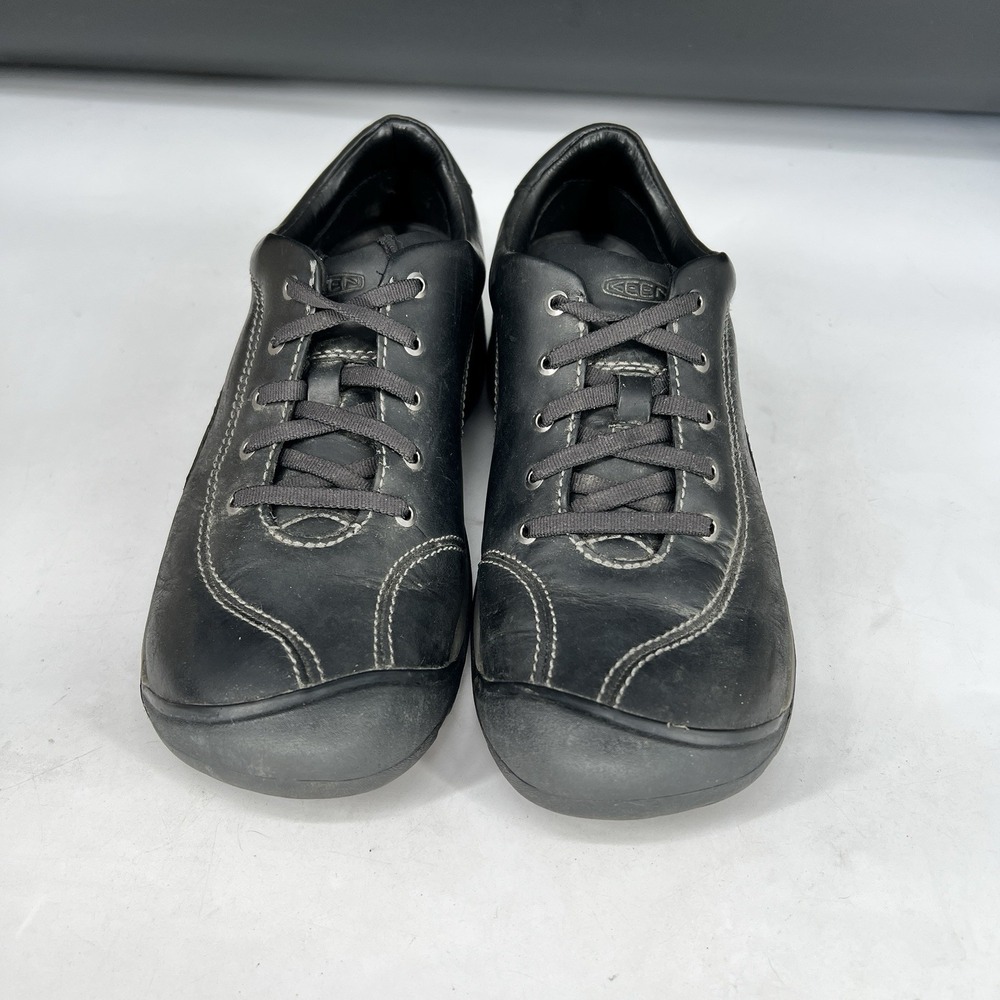 Keen Presidio Women's Sneakers Sz 10 Black Leather Walking Shoes Low Top Oxfords